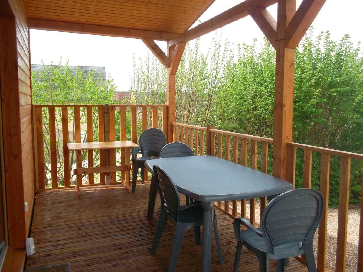 Chalet La Noisetiere Armalou ปูญี-ซูร์-ลัวร์ ภายนอก รูปภาพ