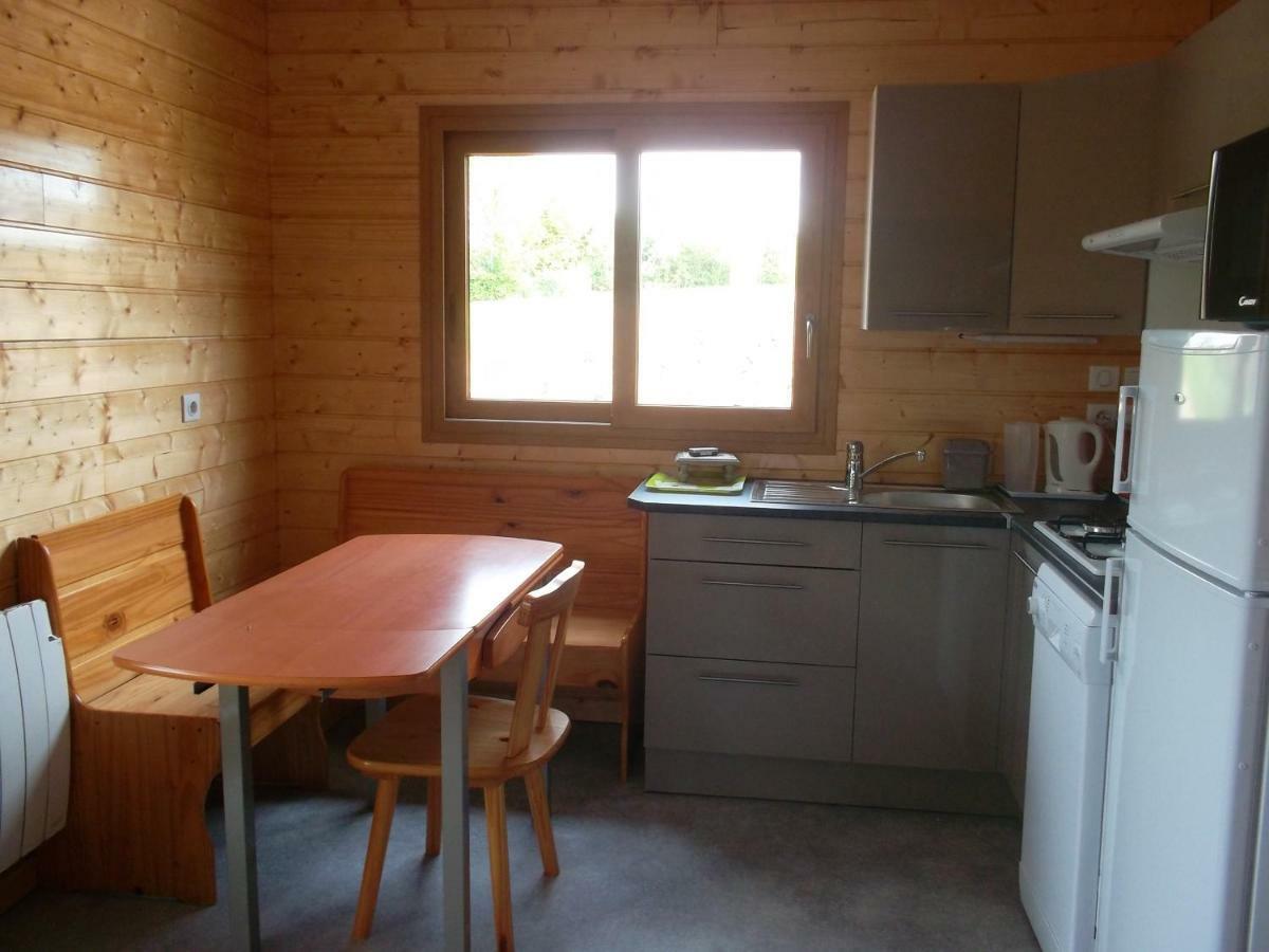 Chalet La Noisetiere Armalou ปูญี-ซูร์-ลัวร์ ภายนอก รูปภาพ