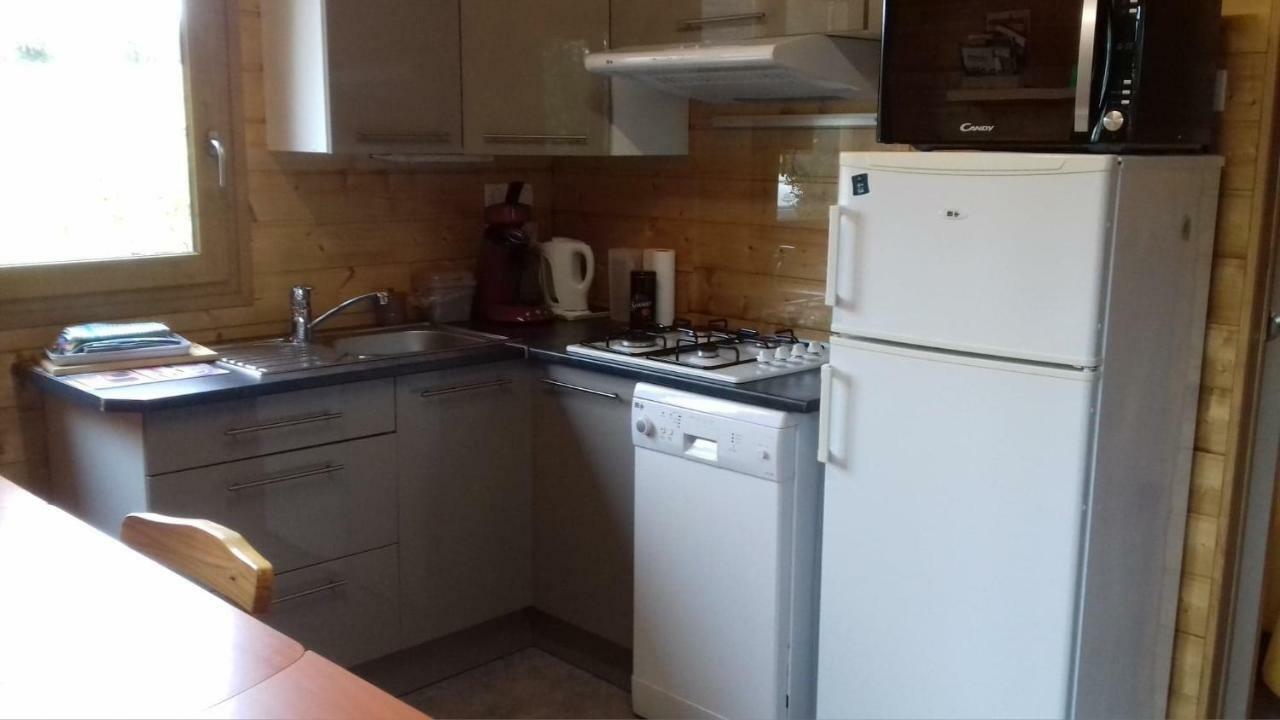 Chalet La Noisetiere Armalou ปูญี-ซูร์-ลัวร์ ภายนอก รูปภาพ