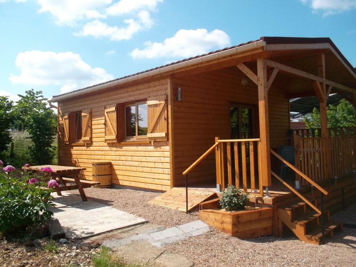 Chalet La Noisetiere Armalou ปูญี-ซูร์-ลัวร์ ภายนอก รูปภาพ