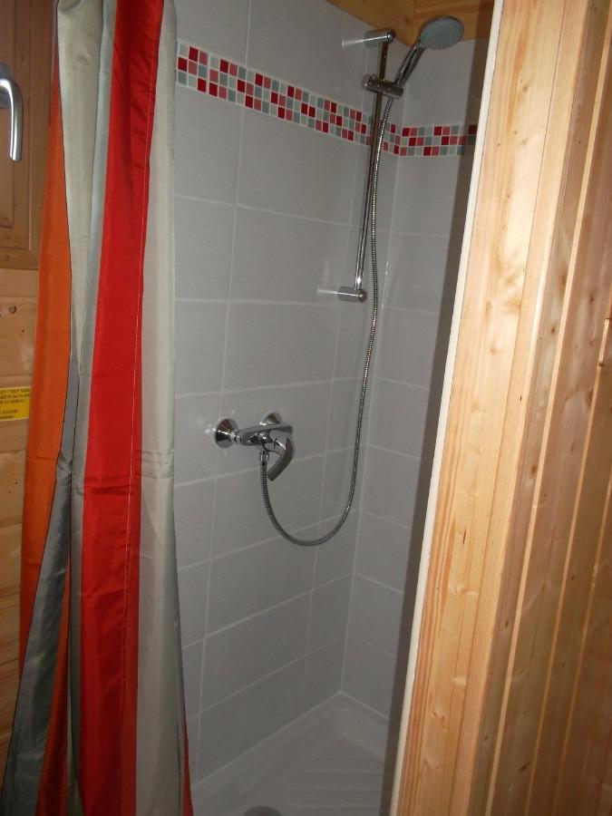 Chalet La Noisetiere Armalou ปูญี-ซูร์-ลัวร์ ภายนอก รูปภาพ